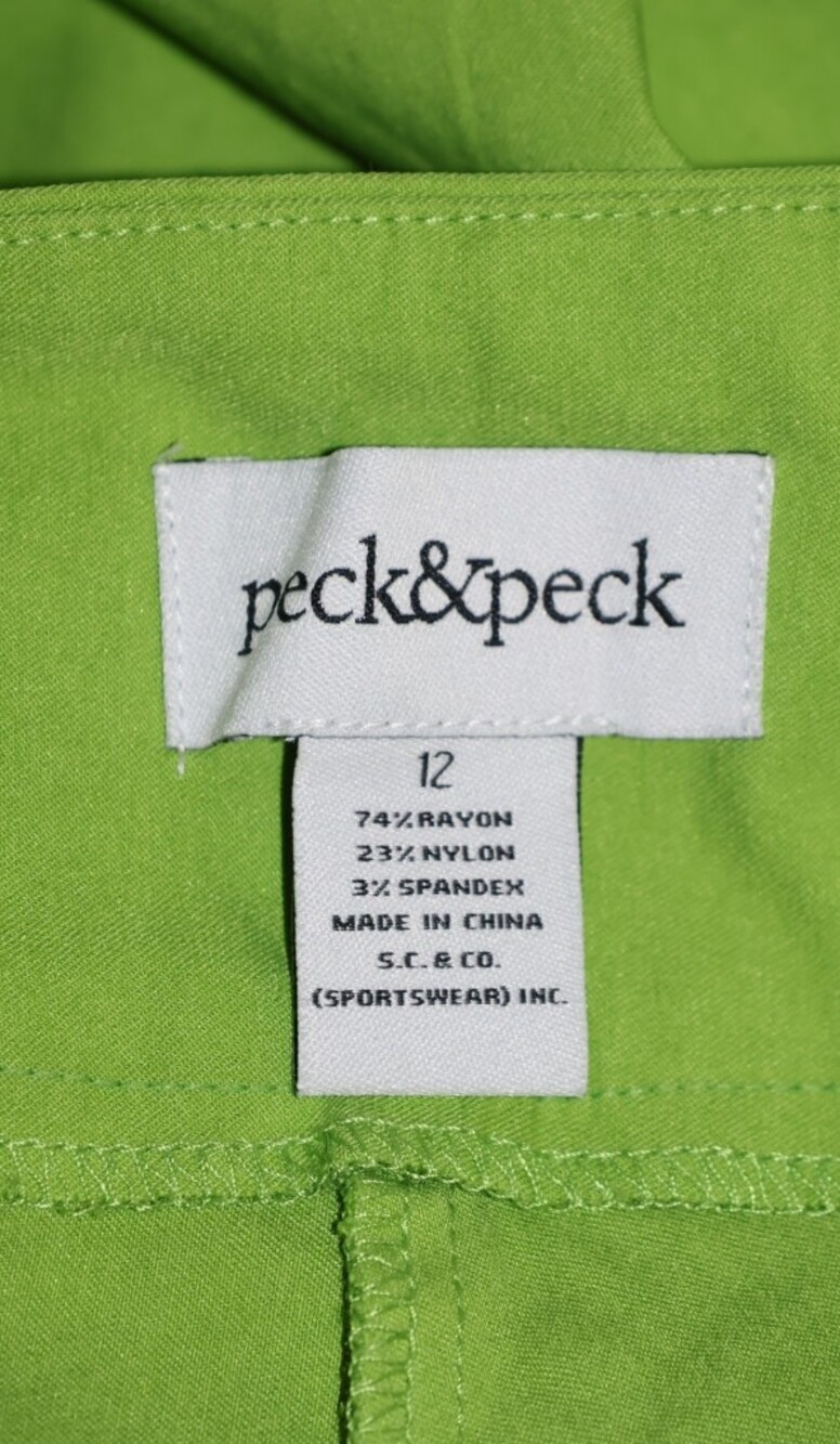 Peck & Peck Lime Green Signature Collection Pull-On Crop Straight Leg Ava Pants. - Picture 7 of 9